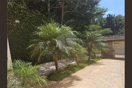 10_photo/94cf0055a9.8d9d2e8c4e07ca84-ATLAS-b7df9ddf-f37b-4409-878c-54ba402aa955.jpg de casa à venda com 3 quartos, 358m² em Chácara Vale do Rio Cotia, Carapicuíba