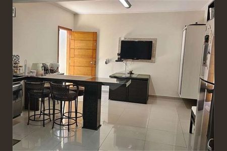 17_photo/94cf0055a9.8d9d2e8c4e07ca84-ATLAS-d850ac18-f0ae-47b6-8fbd-60ea73317c73.jpg de casa à venda com 3 quartos, 358m² em Chácara Vale do Rio Cotia, Carapicuíba