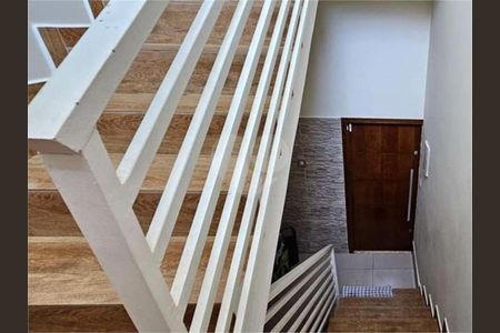 12_photo/94cf0055a9.8d9d2e8c4e07ca84-ATLAS-fc8a0c3c-a8d0-45bb-805d-ba0605f300b6.jpg de casa à venda com 3 quartos, 358m² em Chácara Vale do Rio Cotia, Carapicuíba