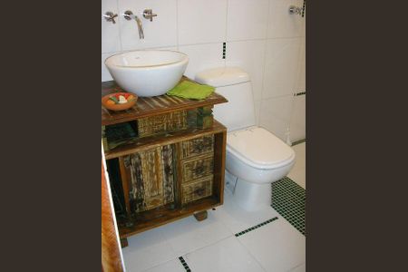 9_photo/94cf005657.4f01e810a805cb87-ATLAS-e187e8fe-1883-41d6-b5a6-60c752ddc92d.jpg de casa de condomínio à venda com 4 quartos, 280m² em Chácara Vale do Rio Cotia, Carapicuíba