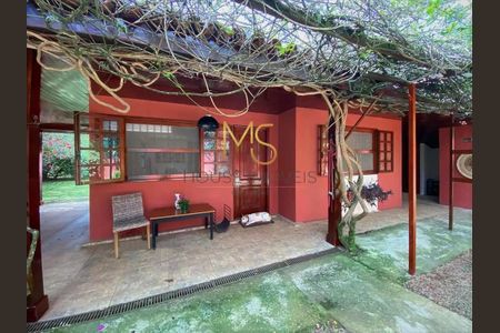 7_photo/94cf005699.8d9d2e8c4e07ca84-ATLAS-cc9b5a48-e016-4e65-814e-b9bced67cbb6.jpg de casa de condomínio à venda com 3 quartos, 285m² em Chácara Vale do Rio Cotia, Carapicuíba