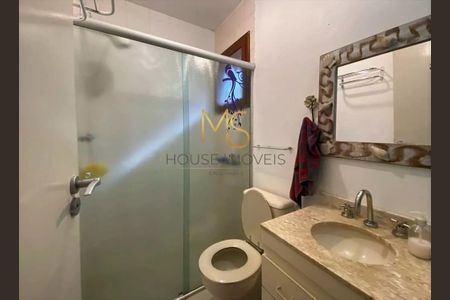 4_photo/94cf005699.8d9d2e8c4e07ca84-ATLAS-edc9cfb7-8025-41a0-8ebf-f0b5e6ef98a0.jpg de casa de condomínio à venda com 3 quartos, 285m² em Chácara Vale do Rio Cotia, Carapicuíba