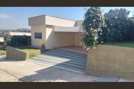 5_photo/94cf005779.9fde2b1beaf38236-ATLAS-0e2d1cfd-d62c-4c09-9298-cf6ff4ec5a3c.jpg de casa de condomínio à venda com 3 quartos, 198m² em Chácara dos Junqueiras, Carapicuíba