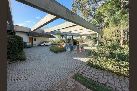 9_photo/94cf00579f.b236c1c8cef7f9e8-ATLAS-2ee8a5fb-57d7-4c98-8fdf-e510e7b6ab14.jpg de casa à venda com 3 quartos, 435m² em Chácara dos Junqueiras, Carapicuíba