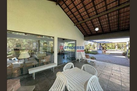 35_photo/94cf00579f.b236c1c8cef7f9e8-ATLAS-b6bcb178-bf55-4e02-99be-ac83da51de31.jpg de casa à venda com 3 quartos, 435m² em Chácara dos Junqueiras, Carapicuíba