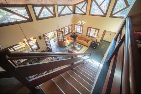 5_photo/94cf0057cd.9e8f1c97e4a047f1-ATLAS-4b4e1e1a-87e5-42f2-8aa4-fe5375b2ce85.jpg de casa à venda com 4 quartos, 346m² em Chácara dos Junqueiras, Carapicuíba