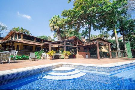 42_photo/94cf0057cd.9e8f1c97e4a047f1-ATLAS-5c9ff706-23f5-44e6-beeb-039aef2f71f7.jpg de casa à venda com 4 quartos, 346m² em Chácara dos Junqueiras, Carapicuíba