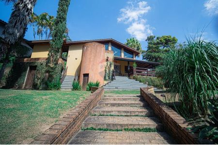 44_photo/94cf0057cd.9e8f1c97e4a047f1-ATLAS-659bbd26-5c8c-4cf7-abec-8c66db8c8716.jpg de casa à venda com 4 quartos, 346m² em Chácara dos Junqueiras, Carapicuíba