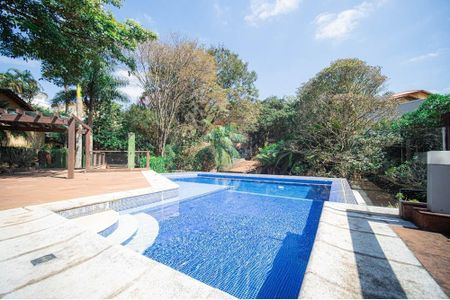 41_photo/94cf0057cd.9e8f1c97e4a047f1-ATLAS-b415e8fb-c23c-4402-a212-7699a488ed4f.jpg de casa à venda com 4 quartos, 346m² em Chácara dos Junqueiras, Carapicuíba