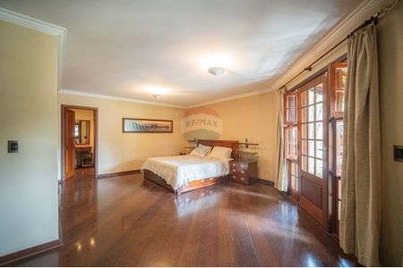 15_photo/94cf0057cd.9e8f1c97e4a047f1-ATLAS-e40ef8c7-66ea-4b27-81e8-47796e0a65c2.jpg de casa à venda com 4 quartos, 346m² em Chácara dos Junqueiras, Carapicuíba