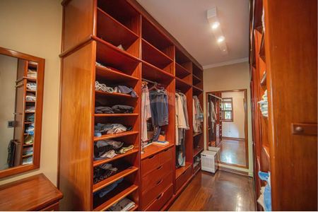 24_photo/94cf0057cd.9e8f1c97e4a047f1-ATLAS-e955db57-dad5-4904-8b9f-a9c5615c1149.jpg de casa à venda com 4 quartos, 346m² em Chácara dos Junqueiras, Carapicuíba