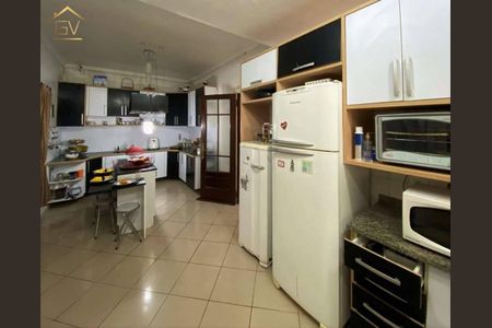 19_photo/94cf0059cd.a7b2593691b93303-ATLAS-14e338b4-4fd3-4e53-aff5-60cef70d778f.jpg de casa para alugar com 4 quartos, 780m² em Chácara dos Junqueiras, Carapicuíba