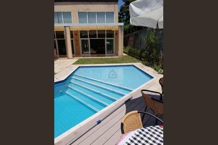 10_photo/94cf0059fd.8cc17f8f7b4e5195-ATLAS-489b5fe1-34ff-4e04-89fc-75e6492b63ad.jpg de casa à venda com 4 quartos, 11m² em Chácara Vale do Rio Cotia, Carapicuíba