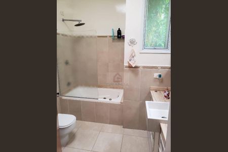 24_photo/94cf0059fd.8cc17f8f7b4e5195-ATLAS-990e54c1-6cc1-4778-9515-5f61c9604f8d.jpg de casa à venda com 4 quartos, 11m² em Chácara Vale do Rio Cotia, Carapicuíba