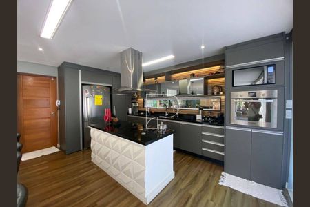 3_photo/94cf005a0d.7e2ea02b9085bf9d-ATLAS-063d7fd5-0157-446b-9ec7-0b788b0fedbb.jpg de casa à venda com 3 quartos, 484m² em Chacara Santa Lucia, Carapicuíba