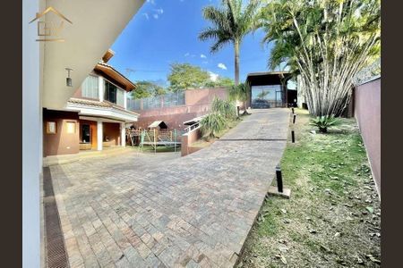 11_photo/94cf005b13.143559cf2cedd01d-ATLAS-2e20b7a7-c259-4097-9fdd-84cbe8867e5e.jpg de casa à venda com 5 quartos, 890m² em Chacara Santa Lucia, Carapicuíba