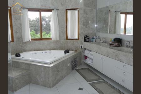 35_photo/94cf005b13.143559cf2cedd01d-ATLAS-8e4904c6-f812-42aa-a169-cce13bd43245.jpg de casa à venda com 5 quartos, 890m² em Chacara Santa Lucia, Carapicuíba