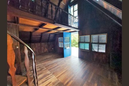 1_photo/94cf005c2b.b7a28b76476596d7-ATLAS-01252f31-23a7-44eb-b957-3eea6db4f1b4.jpg de casa de condomínio à venda com 3 quartos, 300m² em Nova Fazendinha, Carapicuíba