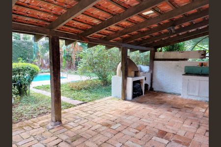 3_photo/94cf005c2b.b7a28b76476596d7-ATLAS-2a03cbde-7253-417f-ba2f-2c308c7d8d3f.jpg de casa de condomínio à venda com 3 quartos, 300m² em Nova Fazendinha, Carapicuíba