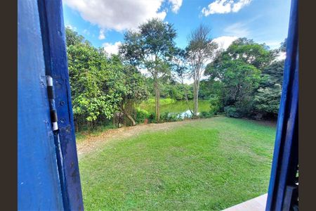 10_photo/94cf005c2b.b7a28b76476596d7-ATLAS-b25cf695-7298-48c8-b262-57c2b4df1849.jpg de casa de condomínio à venda com 3 quartos, 300m² em Nova Fazendinha, Carapicuíba