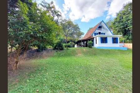 23_photo/94cf005c2b.b7a28b76476596d7-ATLAS-b4efa07f-8942-4b61-b3cc-132d6b9292bf.jpg de casa de condomínio à venda com 3 quartos, 300m² em Nova Fazendinha, Carapicuíba