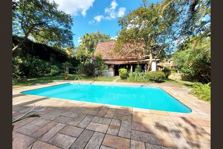 3_photo/94cf005c2b.b7a28b76476596d7-ATLAS-c4dc562a-4af2-4e08-8bbd-dbba8c30d068.jpg de casa de condomínio à venda com 3 quartos, 300m² em Nova Fazendinha, Carapicuíba