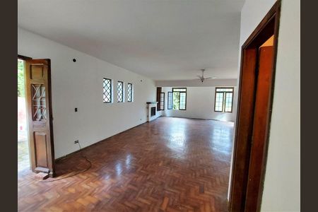 11_photo/94cf005c2b.b7a28b76476596d7-ATLAS-cc439b5e-d219-4d11-9576-4bae600a18e3.jpg de casa de condomínio à venda com 3 quartos, 300m² em Nova Fazendinha, Carapicuíba