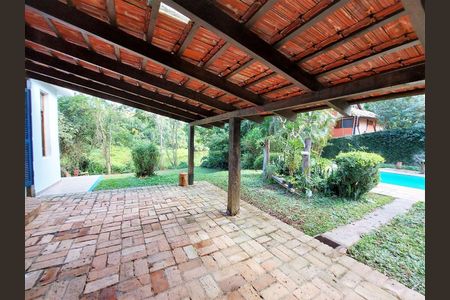 17_photo/94cf005c2b.b7a28b76476596d7-ATLAS-f7d61307-6bbd-4e6b-8b59-d971f073afec.jpg de casa de condomínio à venda com 3 quartos, 300m² em Nova Fazendinha, Carapicuíba