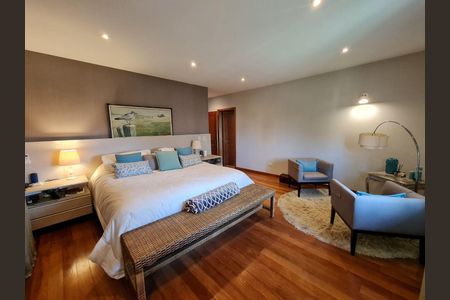 9_photo/94cf005e25.f9fd596f8c1c84e9-ATLAS-570ded1d-2091-4804-bcd5-3f27901c7d0d.jpg de casa à venda com 4 quartos, 750m² em Nova Fazendinha, Carapicuíba