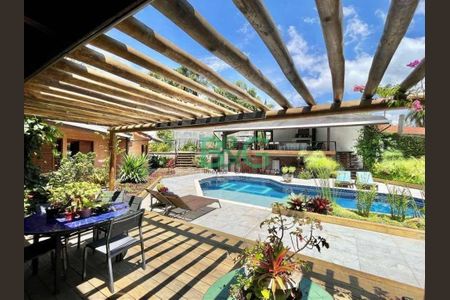 25_photo/94cf005e35.44cb305f75931be4-ATLAS-8cb0b33e-d120-41e7-b376-ed4fd33a2f0d.jpg de casa à venda com 6 quartos, 624m² em Nova Fazendinha, Carapicuíba