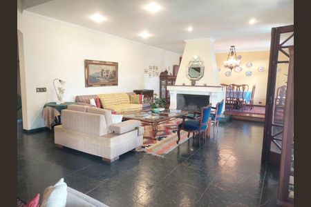 51_photo/94cf005e3b.3e6957092a4c223d-ATLAS-246a7568-94bb-4bac-a36b-1393a88e956e.jpg de casa à venda com 4 quartos, 645m² em Nova Fazendinha, Carapicuíba