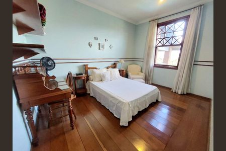 43_photo/94cf005e3b.3e6957092a4c223d-ATLAS-aba55b59-06fc-43e6-bca9-c48c4b79d6f1.jpg de casa à venda com 4 quartos, 645m² em Nova Fazendinha, Carapicuíba