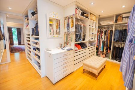 20_photo/94cf005e51.671b3960e7484b54-ATLAS-5f2e0dd3-fbce-4eee-955d-98f25c711e0f.jpg de casa de condomínio à venda com 4 quartos, 735m² em Nova Fazendinha, Carapicuíba