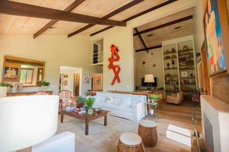 3_photo/94cf005e51.671b3960e7484b54-ATLAS-7655fd3d-2a3f-4f8f-988a-5030c6a955cf.jpg de casa de condomínio à venda com 4 quartos, 735m² em Nova Fazendinha, Carapicuíba