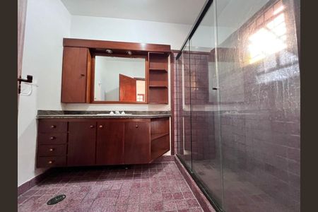 2_photo/94cf005e53.9612c2c0390caf5f-ATLAS-05387908-3ab7-4e7d-b558-ec5c9fb984f6.jpg de casa à venda com 4 quartos, 570m² em Nova Fazendinha, Carapicuíba