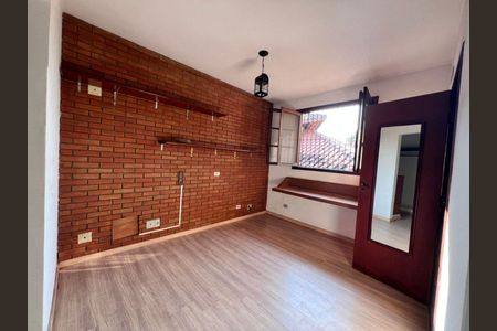 30_photo/94cf005e53.9612c2c0390caf5f-ATLAS-b404c259-9a8d-4123-86e2-c8a8fd5c202c.jpg de casa à venda com 4 quartos, 570m² em Nova Fazendinha, Carapicuíba