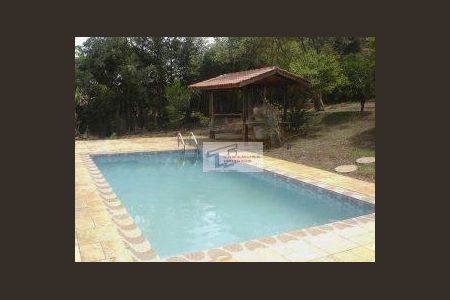 4_photo/94cf005f79.26dc6cb80f3e86b0-ATLAS-76408846-7d6d-4ad7-9d82-89f6e8bf14d7.jpg de casa à venda com 3 quartos, 250m² em Nova Fazendinha, Carapicuíba