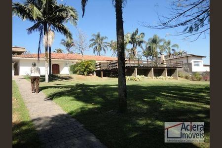 5_photo/94cf005fcb.d505c9d9834fda44-ATLAS-e7c2b4fd-60b0-4350-8f2b-ae0558055812.jpg de casa à venda com 4 quartos, 480m² em Nova Fazendinha, Carapicuíba