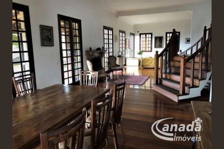 5_photo/94cf0060b7.9c27ff06134c7db2-ATLAS-0bde14c8-0298-4eb0-8473-ffa55d7fed63.jpg de casa à venda com 3 quartos, 532m² em Nova Fazendinha, Carapicuíba