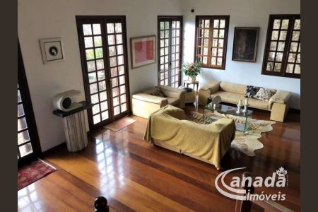 8_photo/94cf0060b7.9c27ff06134c7db2-ATLAS-1c72b8ea-e5eb-4031-87a9-1e116ba41476.jpg de casa à venda com 3 quartos, 532m² em Nova Fazendinha, Carapicuíba