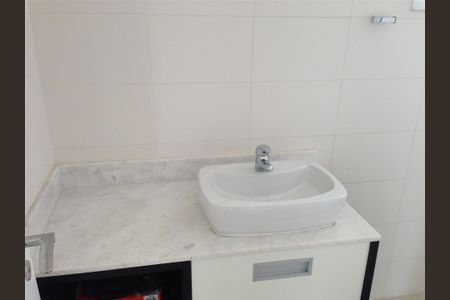 3_photo/94cf006177.fec2c1c63e598fcc-ATLAS-3c2033e4-f737-4e2f-8f3b-3fb770185de9.jpg de casa à venda com 3 quartos, 204m² em Chácara das Candeias, Carapicuíba