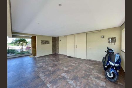 2_photo/94cf0061b1.588d4a7fb74764b6-ATLAS-0fb11169-1da1-4e4b-9733-63824f47ef2a.jpg de casa de condomínio à venda com 4 quartos, 453m² em Nova Fazendinha, Carapicuíba