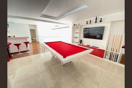 8_photo/94cf0061c3.7e2ea02b9085bf9d-ATLAS-72a36cab-9603-4a70-b701-0e31b018da3d.jpg de casa à venda com 4 quartos, 463m² em Chácara Moinho Velho, Carapicuíba