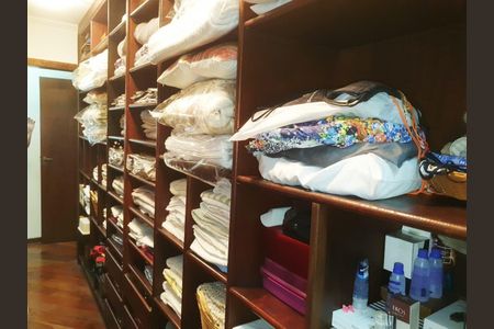 11_photo/94cf006217.7d44486df2fbe63f-ATLAS-2b0b2268-8a66-45ea-93d2-8c6bc0f47e07.jpg de casa para alugar com 4 quartos, 341m² em Chácara Moinho Velho, Carapicuíba