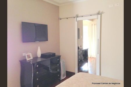 83_photo/94cf00625d.7e2ea02b9085bf9d-ATLAS-52d8cfe7-ff09-4d9e-8b50-97380549056a.jpg de casa de condomínio à venda com 4 quartos, 1000m² em Chácara Moinho Velho, Carapicuíba