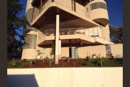 7_photo/94cf00625d.7e2ea02b9085bf9d-ATLAS-68ca3672-290c-4fa3-a780-3360e8e4bd8d.jpg de casa de condomínio à venda com 4 quartos, 1000m² em Chácara Moinho Velho, Carapicuíba