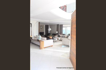 9_photo/94cf00625d.7e2ea02b9085bf9d-ATLAS-9e06170d-e22e-4242-96e5-c12966d06cd6.jpg de casa de condomínio à venda com 4 quartos, 1000m² em Chácara Moinho Velho, Carapicuíba