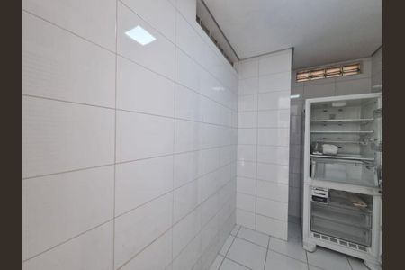 6_photo/94cf006343.206353ecc2220d31-ATLAS-2bcaf727-a09d-4baa-9cb2-72b8ed20f60b.jpg de casa à venda com 4 quartos, 440m² em Recanto Impla, Carapicuíba