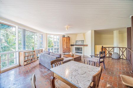 14_photo/94cf00634f.5b86ecbfc5c60960-ATLAS-1a9691e3-dfb9-4a4b-a19e-bb910e394b1e.jpg de casa de condomínio à venda com 5 quartos, 540m² em Recanto Impla, Carapicuíba