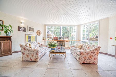 10_photo/94cf00634f.5b86ecbfc5c60960-ATLAS-609034df-75a4-45be-b225-33f63dac6baa.jpg de casa de condomínio à venda com 5 quartos, 540m² em Recanto Impla, Carapicuíba